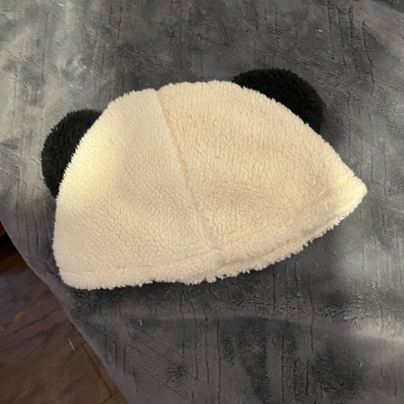 Cute panda hat - Picture 2 of 3